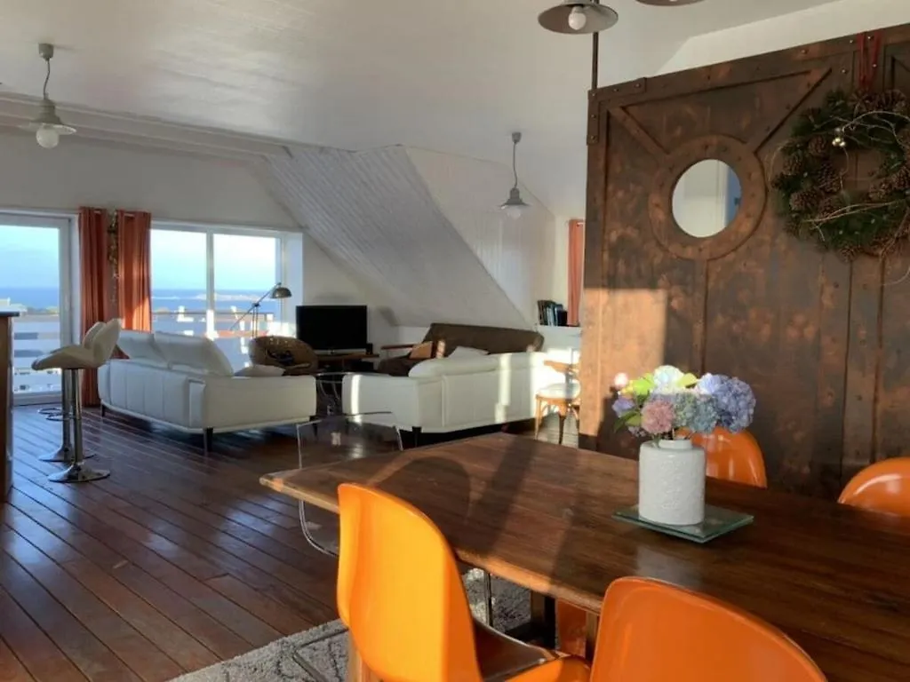 Holiday Apartment With 3 Bedrooms Sibiril Дом отдыха